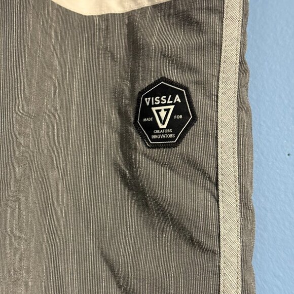 VISSLA Board Shorts Swim Trunks Stripe Unlined Drawstring Logo Gray White Men 38 - Picture 2 of 7